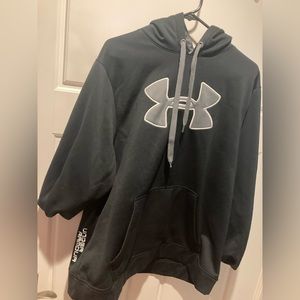 Men’s black XL under armour hoodie